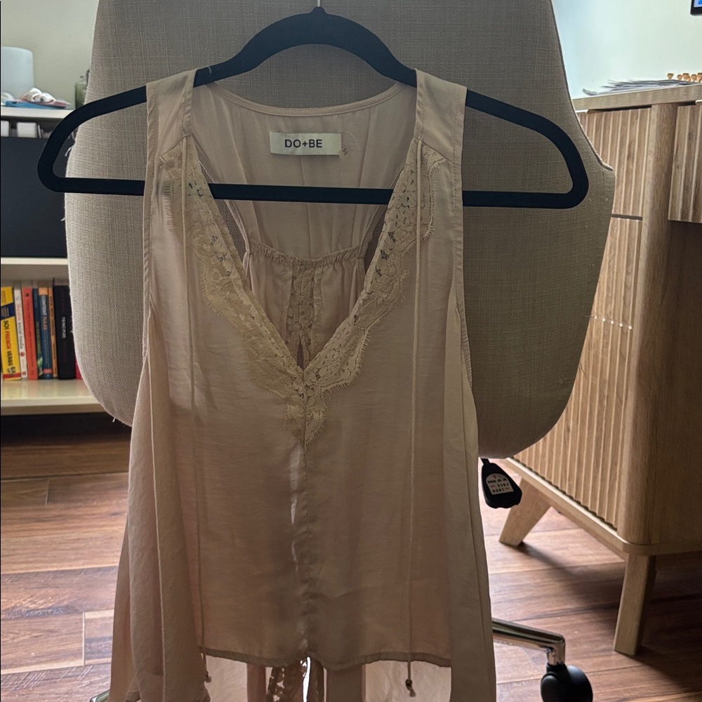 DO+BE Beige Lace Detail Sleeveless Top